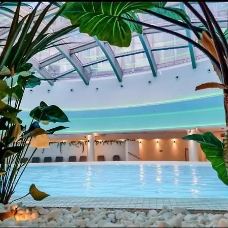公寓 Hanza Tower Exclusive Pool & Sauna & Jacuzzi